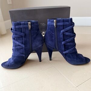 Vince Camuto Women's Blue Suede Ankle Booties